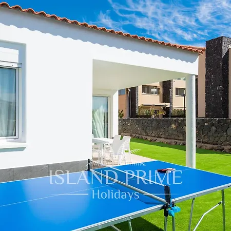 House 100m Away From Ocean Ebv10