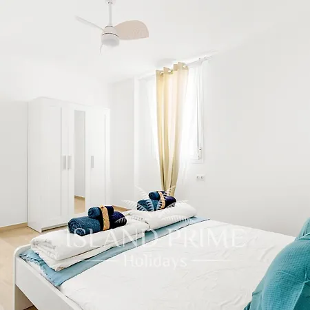 House 100m Away From Ocean Ebv10 *